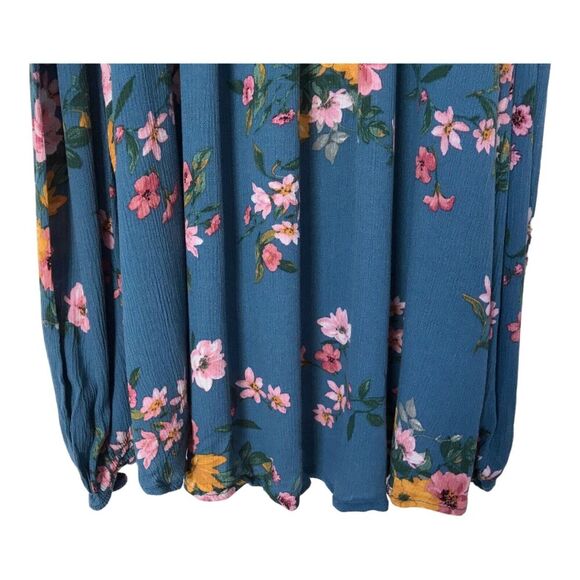 Torrid Top Womens 2 2X Blue Floral Crinkle Gauze Lace Trim Cold Shoulder Blouse - Picture 3 of 12